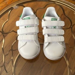 Adidas Stan smiths. Toddlers size 8C